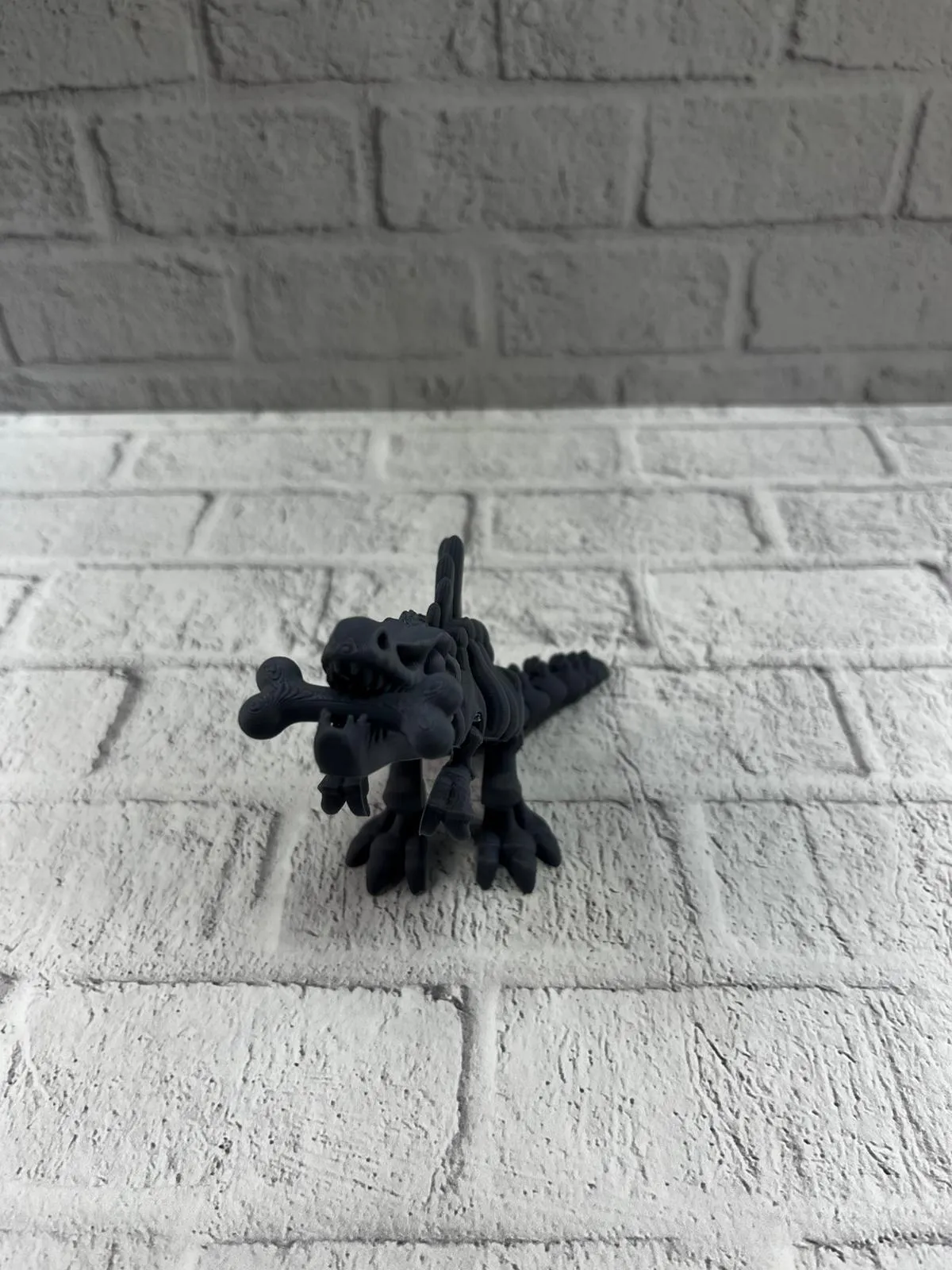 Hareketli Dinazor Figürü Dekoratif Oyuncak – Siyah Tasarım