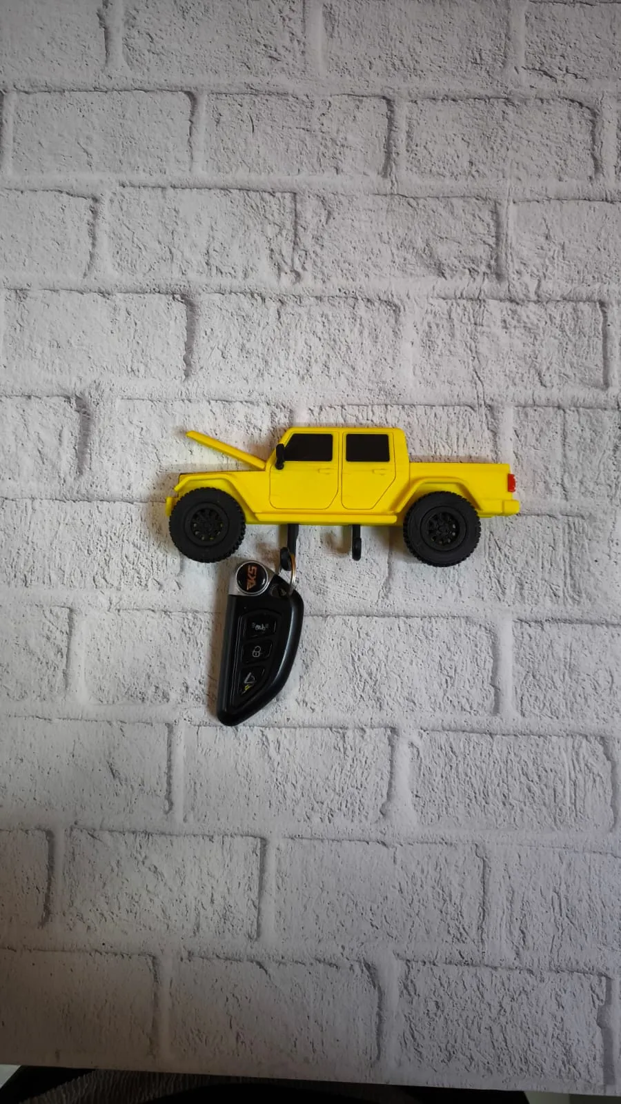 Araba Figürlü Duvar Anahtarlığı Ev ve Ofis İçin Dekoratif Tasarım