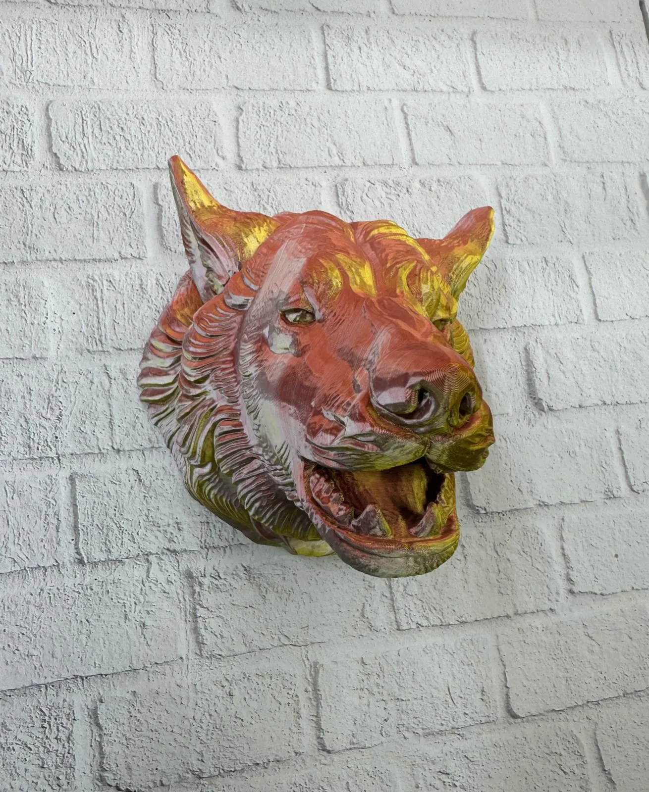 Altın Kaplama Görünümlü Kurt Duvar Süsü