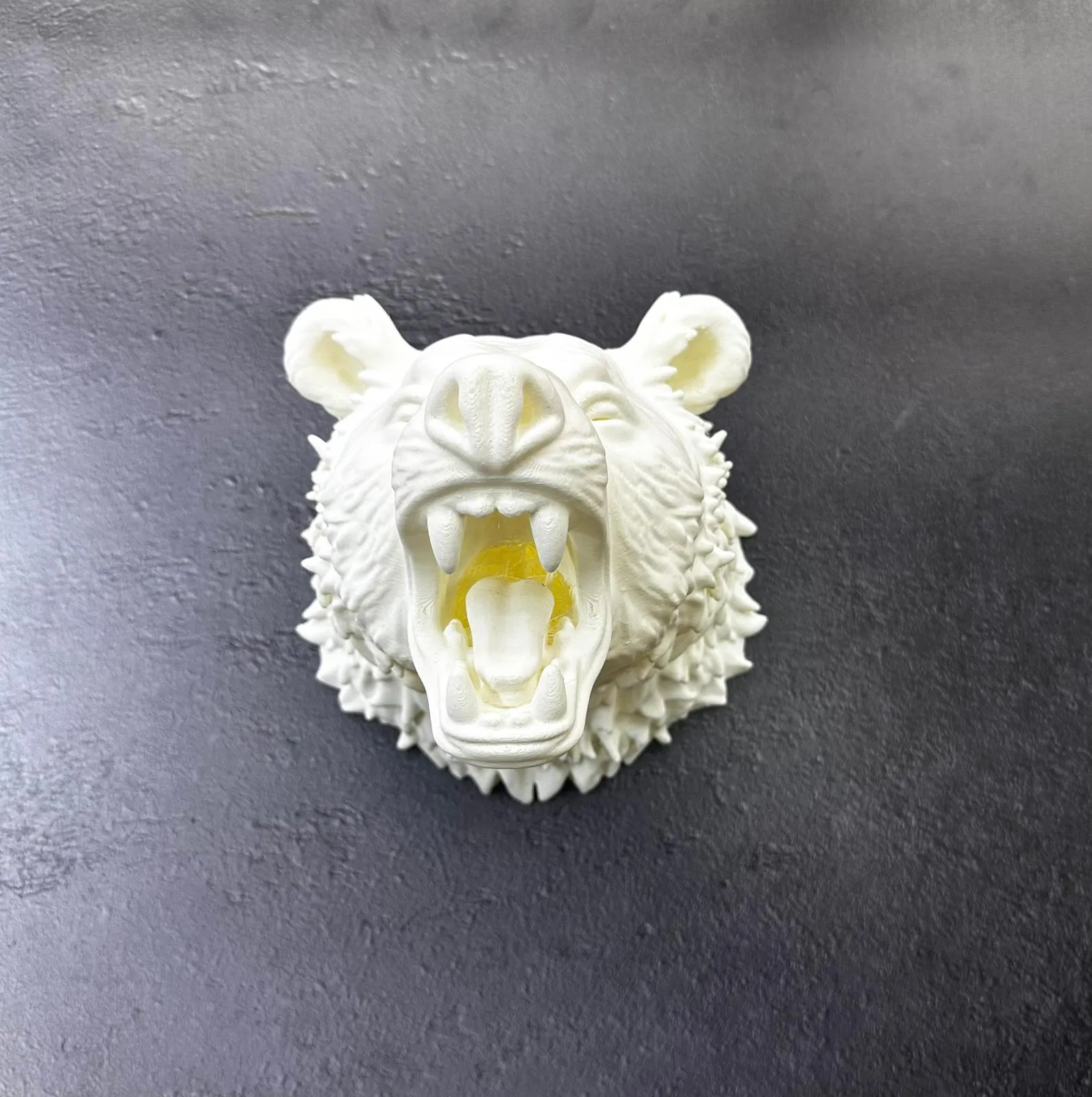 Beyaz Renk 3D Ayı Başı Duvar Dekoru