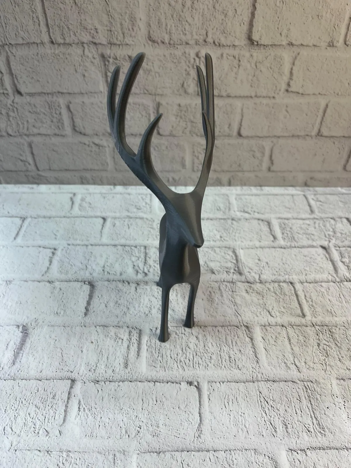 Gri Geyik Biblo Minimal Tasarım Şık Ev Aksesuarı