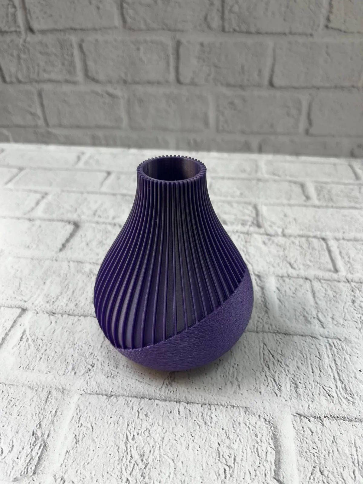 11 cm Mor Minimal Çizgili Vazo Masa Üstü Şık Dekor Objesi