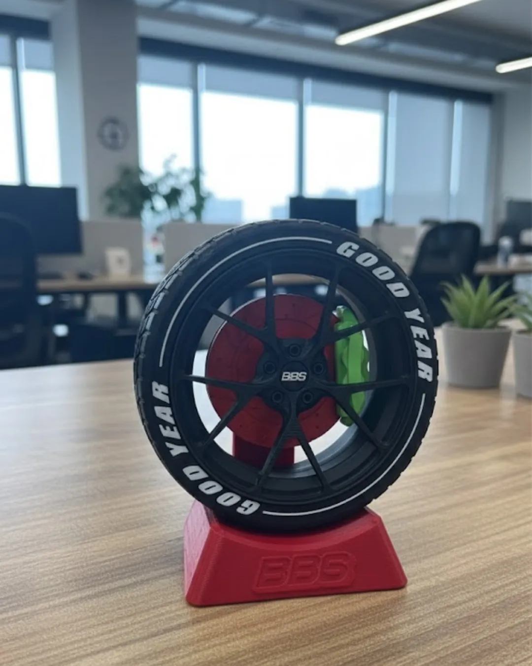 Ofis Masası İçin Jant Temalı Dekoratif Masa Üstü Aksesuar