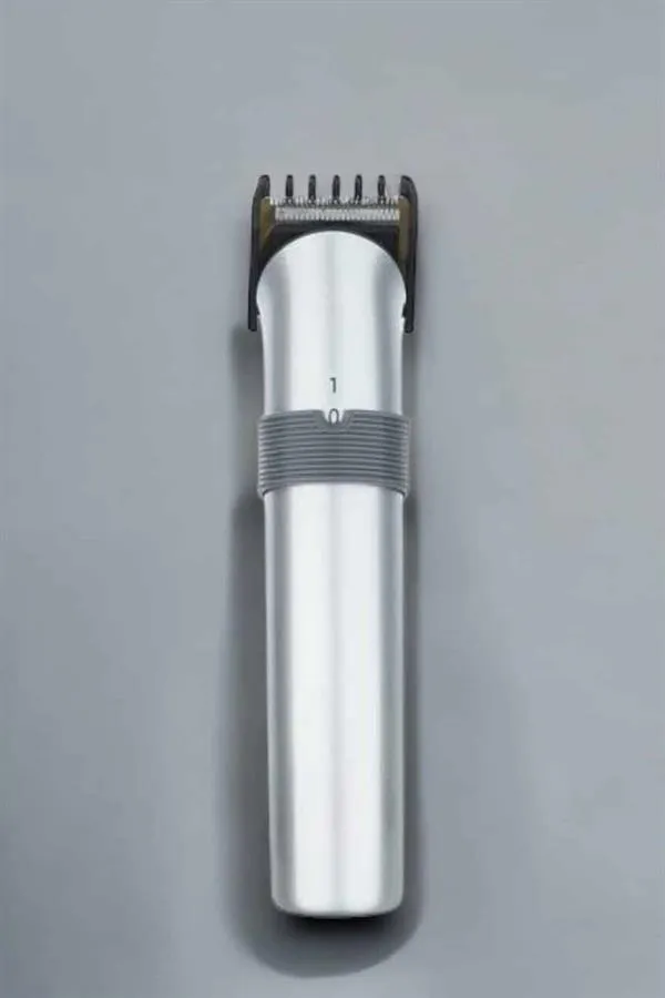 Erkeklere Özel Şarjlı Saç ve Sakal Kesme Tıraş Makinesi Seti