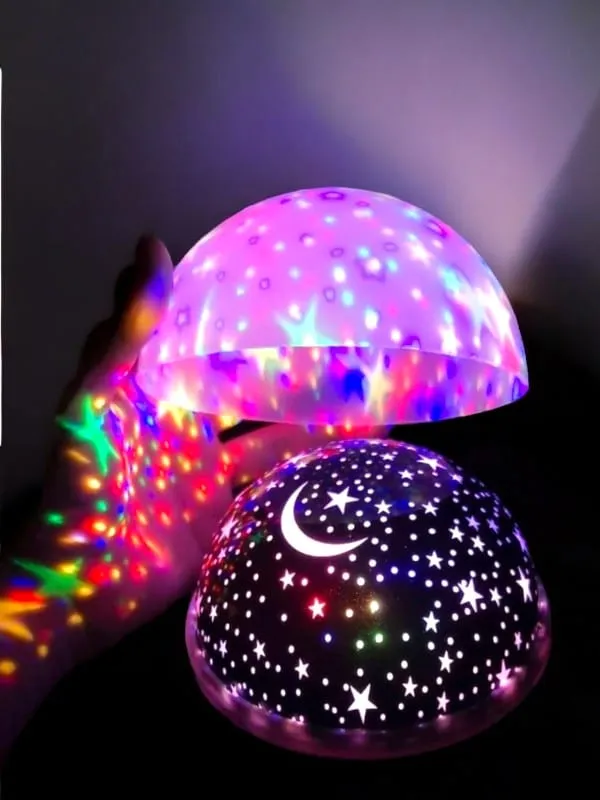 Yıldızlı Gökyüzü Efektli Projektörlü Masa ve Gece Lambası