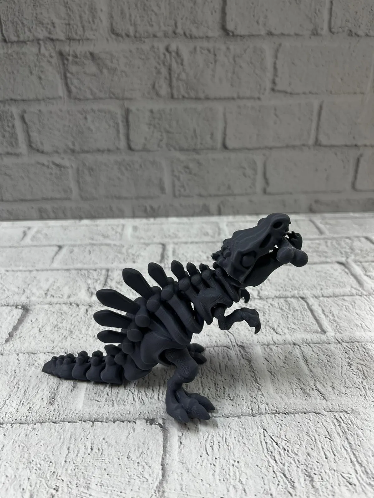 Hareketli Dinazor Figürü