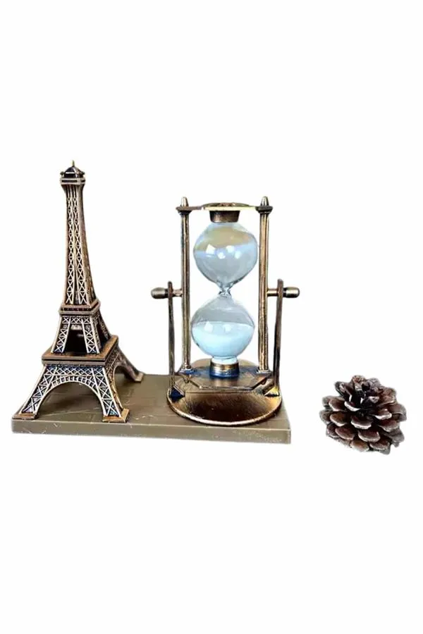 EYFEL KULELİ KUM SAATİ