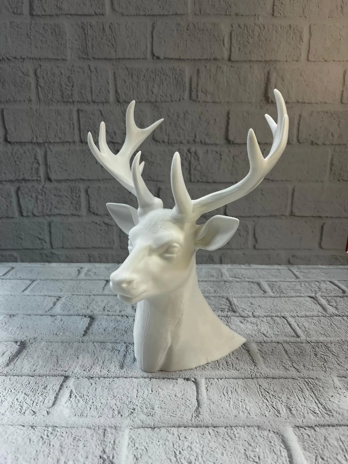 Beyaz Geyik Biblo 23 cm Dekoratif Modern Tasarım