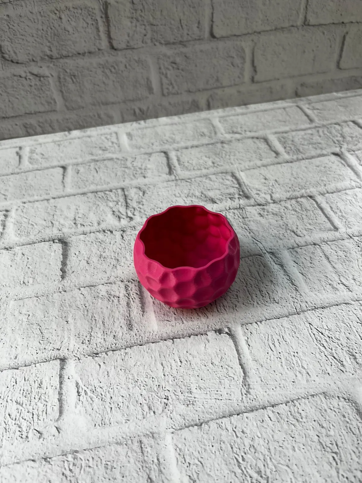 Küçük Boy Mor Saksı 5 cm Şık ve Minimal Dekoratif Tasarım